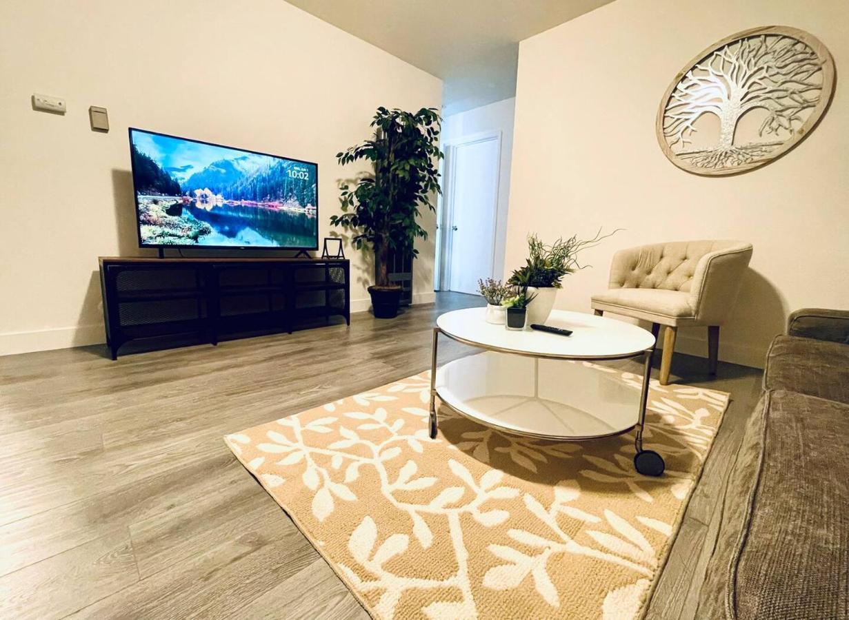סאניוייל 2Br Apt With Brand New Super Quite Ac, Washer, Dryer, Free Ev Station, Free Parking In Cupertino מראה חיצוני תמונה