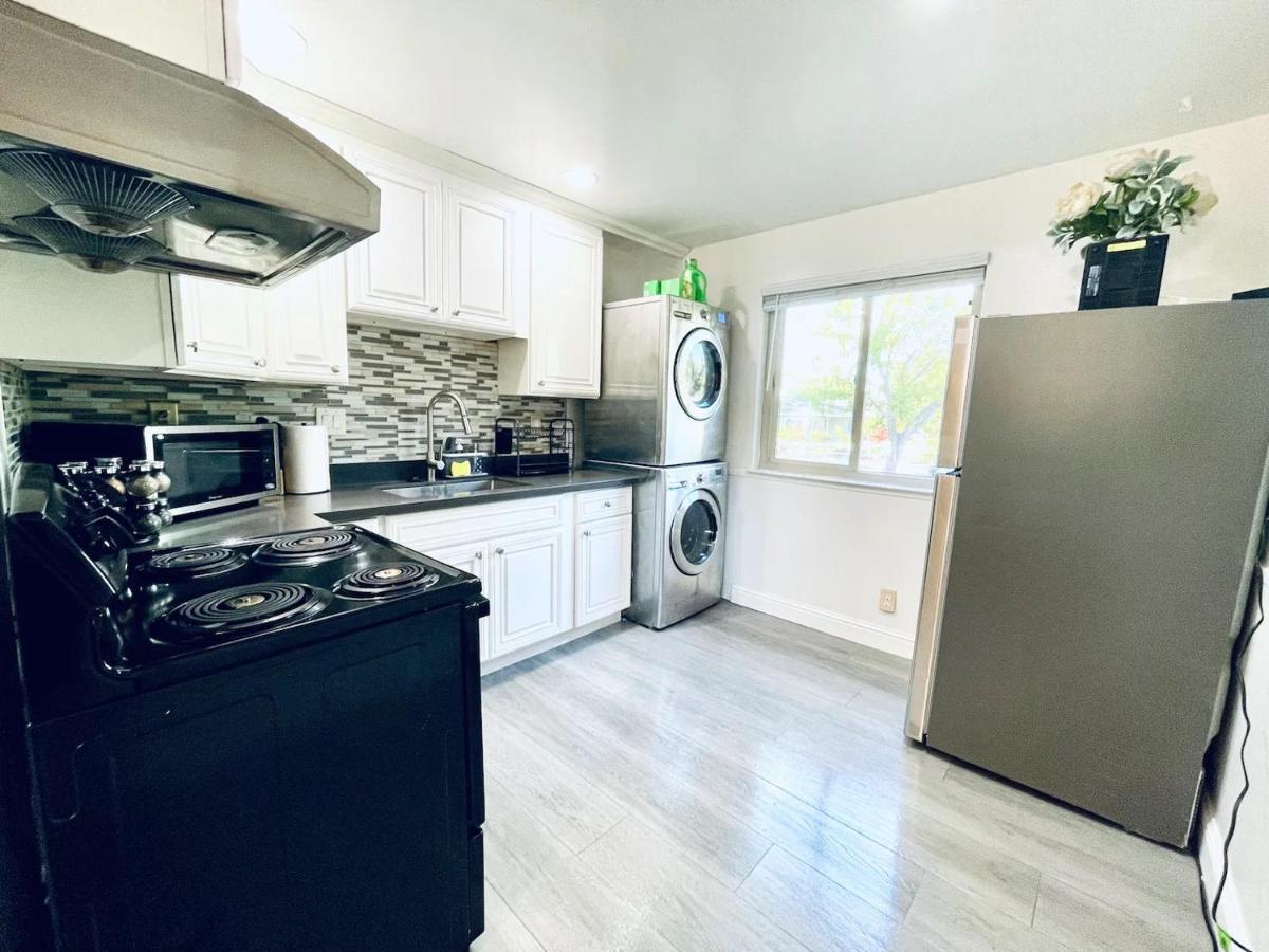 סאניוייל 2Br Apt With Brand New Super Quite Ac, Washer, Dryer, Free Ev Station, Free Parking In Cupertino מראה חיצוני תמונה