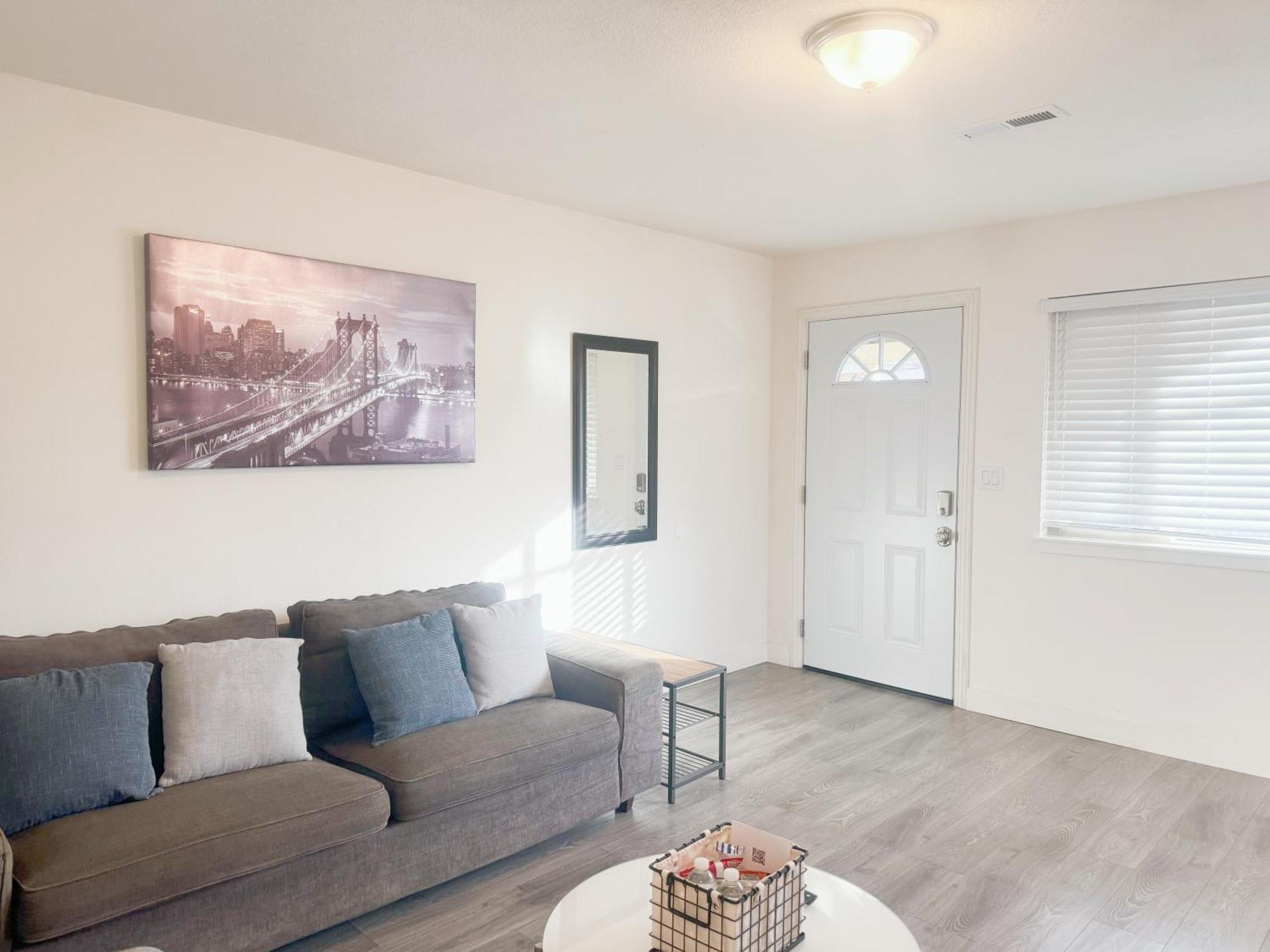 סאניוייל 2Br Apt With Brand New Super Quite Ac, Washer, Dryer, Free Ev Station, Free Parking In Cupertino מראה חיצוני תמונה