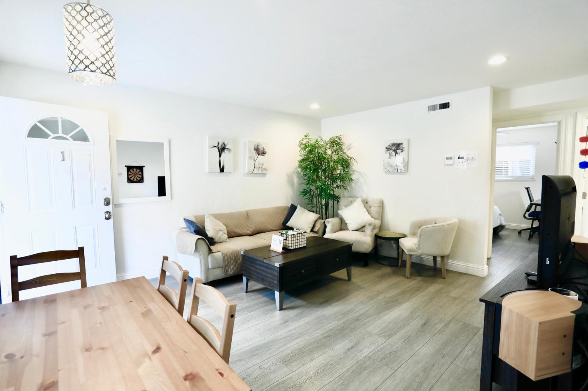 סאניוייל 2Br Apt With Brand New Super Quite Ac, Washer, Dryer, Free Ev Station, Free Parking In Cupertino מראה חיצוני תמונה
