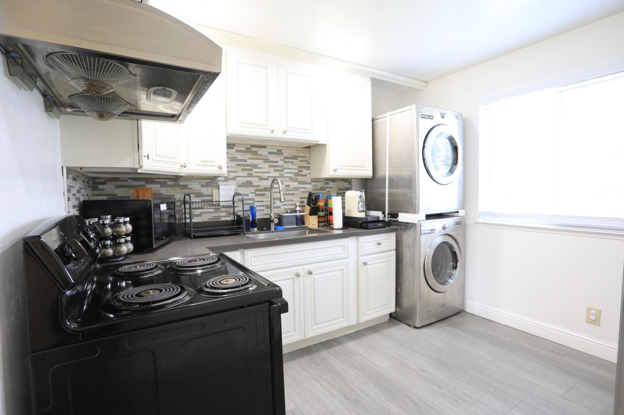 סאניוייל 2Br Apt With Brand New Super Quite Ac, Washer, Dryer, Free Ev Station, Free Parking In Cupertino מראה חיצוני תמונה