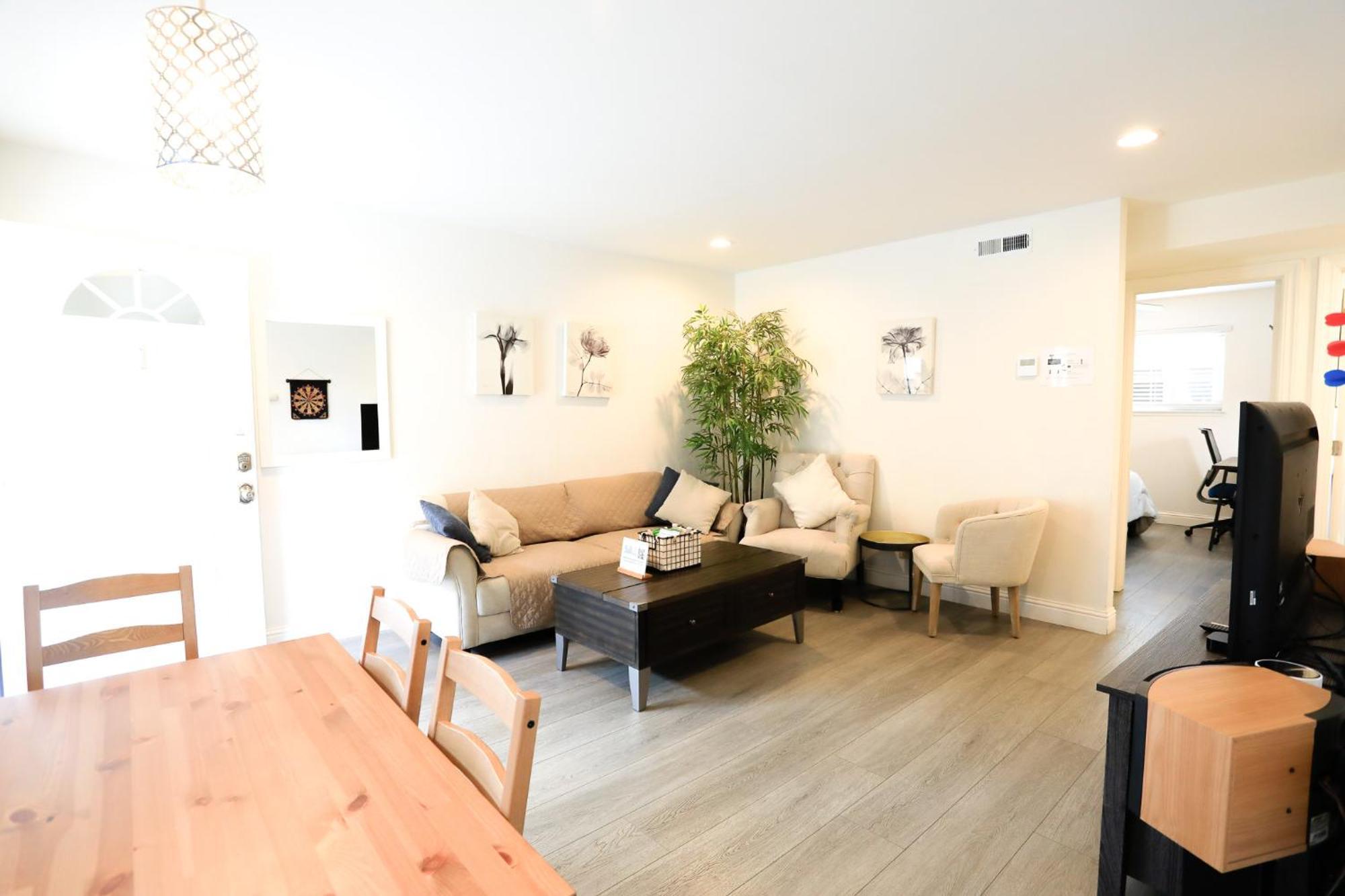 סאניוייל 2Br Apt With Brand New Super Quite Ac, Washer, Dryer, Free Ev Station, Free Parking In Cupertino מראה חיצוני תמונה