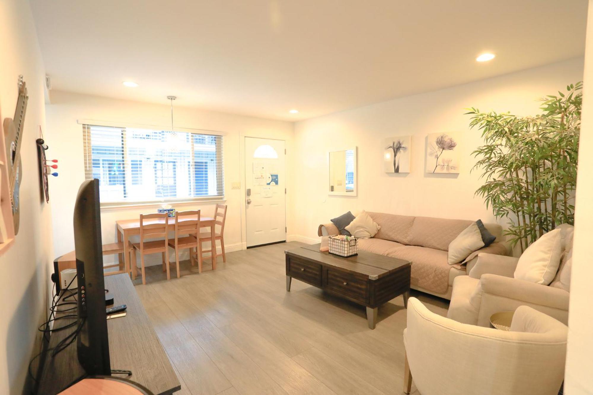 סאניוייל 2Br Apt With Brand New Super Quite Ac, Washer, Dryer, Free Ev Station, Free Parking In Cupertino מראה חיצוני תמונה